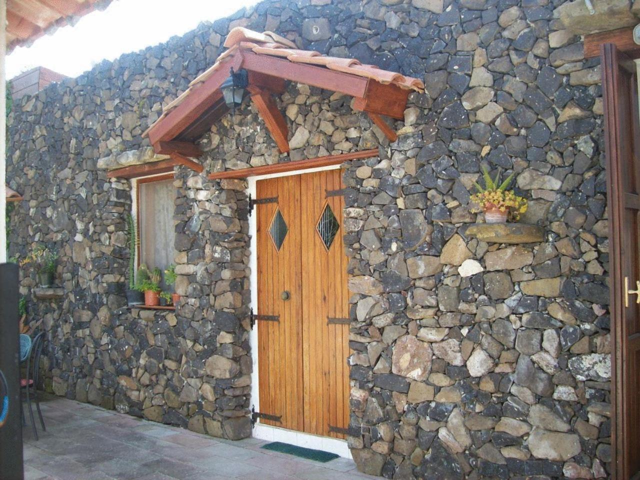 B&B Domo De Pedra Tottubella Luaran gambar