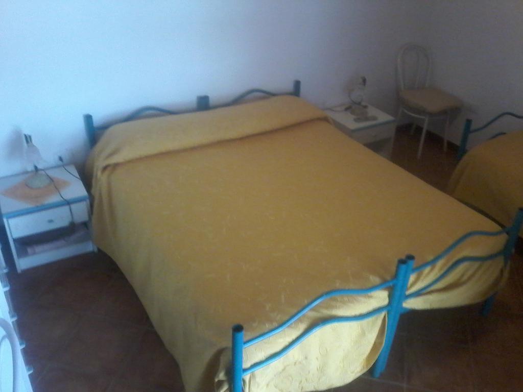 B&B Domo De Pedra Tottubella Luaran gambar