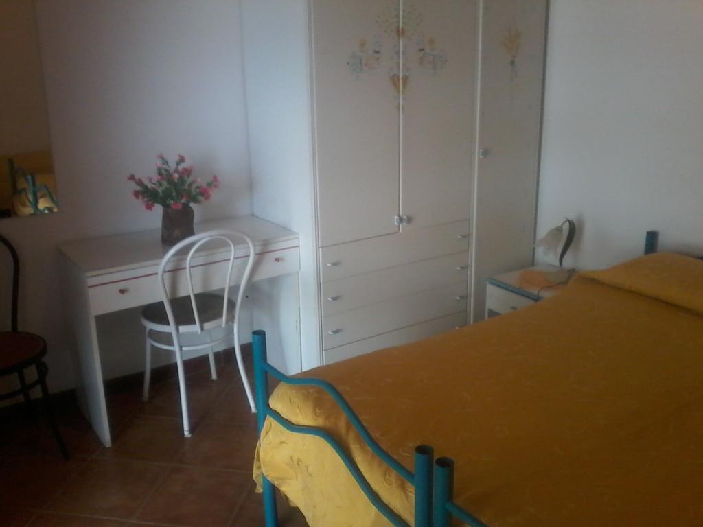 B&B Domo De Pedra Tottubella Luaran gambar