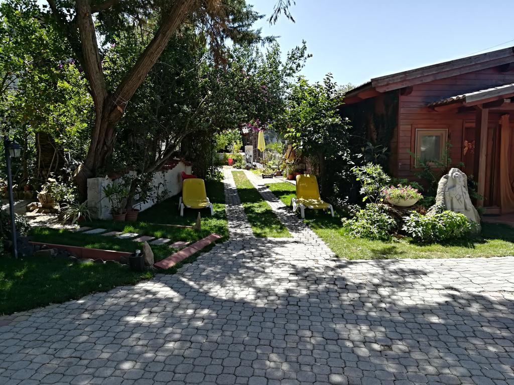 B&B Domo De Pedra Tottubella Luaran gambar