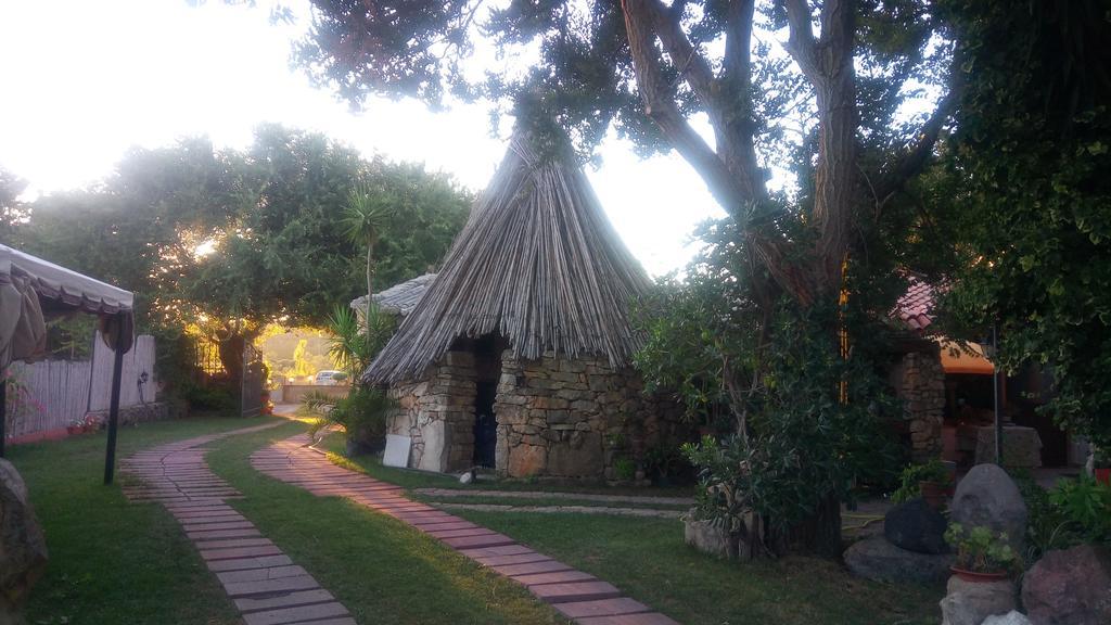 B&B Domo De Pedra Tottubella Luaran gambar